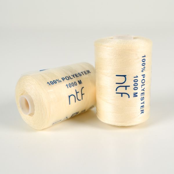 Polyester tråd NTF 1000 ecru