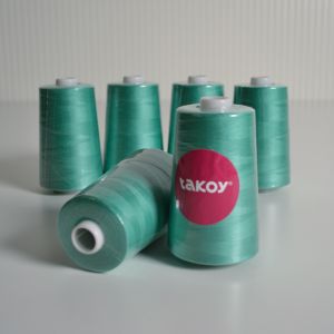 Overlock/coverlock polyester tråd TKY 5000 färg ljus turkos