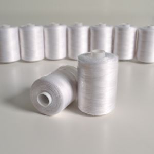 Polyester tråd TKY 1000 färg vit